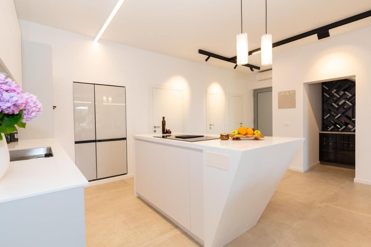 Luxury House Natanel Villa Skrip Exterior photo